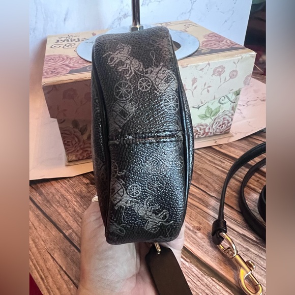 Coach Phoebe Horse & Carriage Crossbody - Picture 7 of 12